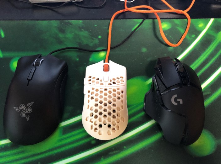 Finalmouse Ultralight 2-CAPETOWN比較画像